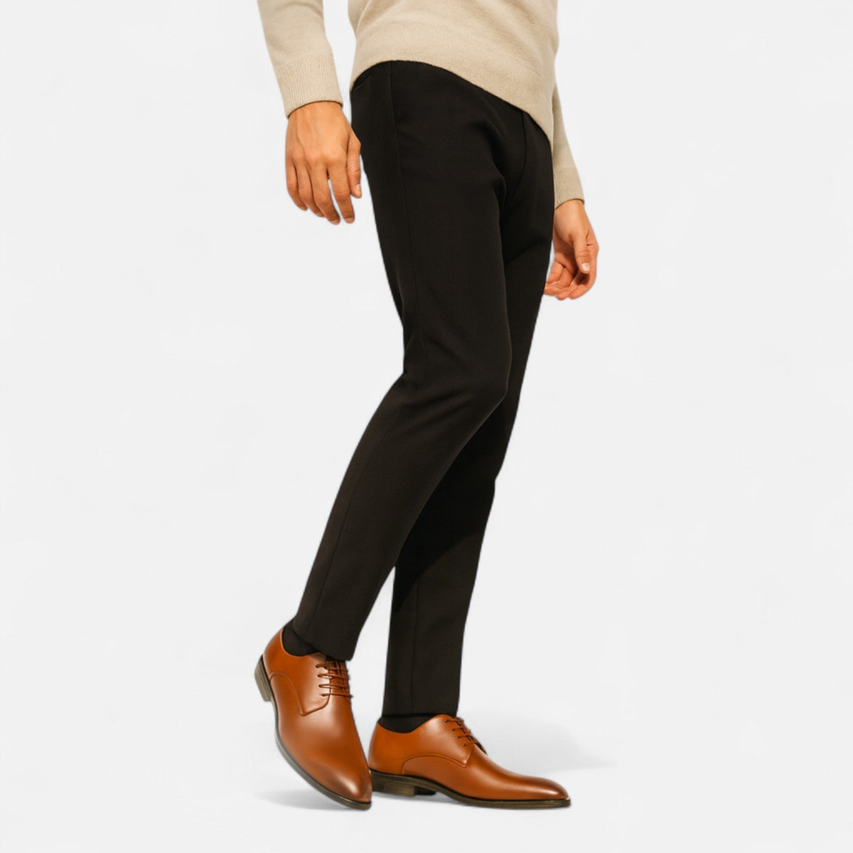 Men's lace-up dress shoe with smooth upper and low heel