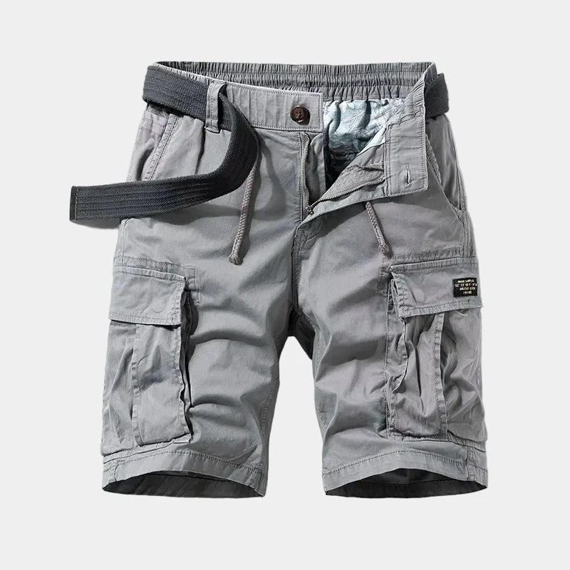 Men's cargo Bermuda shorts with drawstring waist and multiple pockets