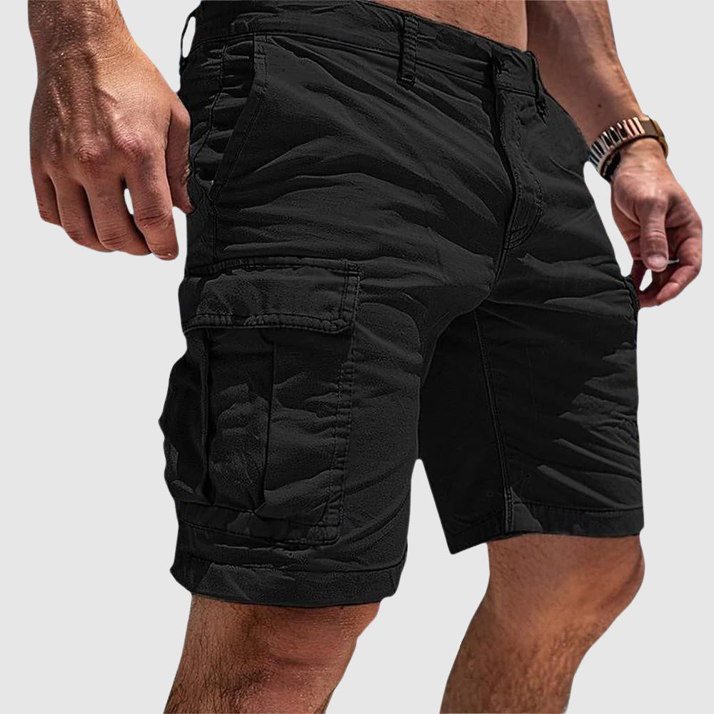 Men's knee-length cargo shorts with flap leg pockets